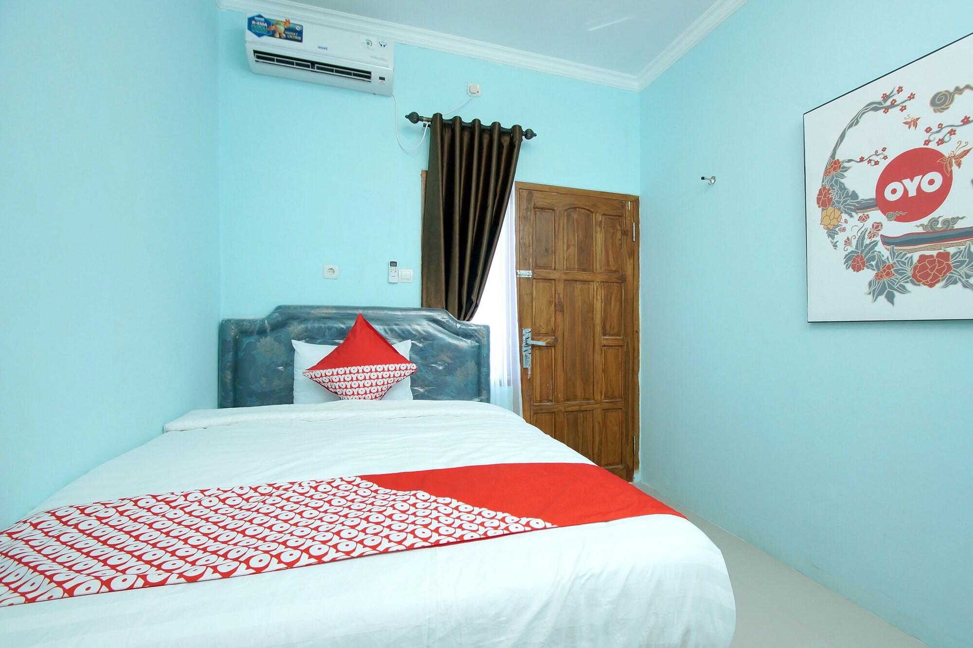 Oyo 347 Bayang Brothers Guest House Maguwo Экстерьер фото