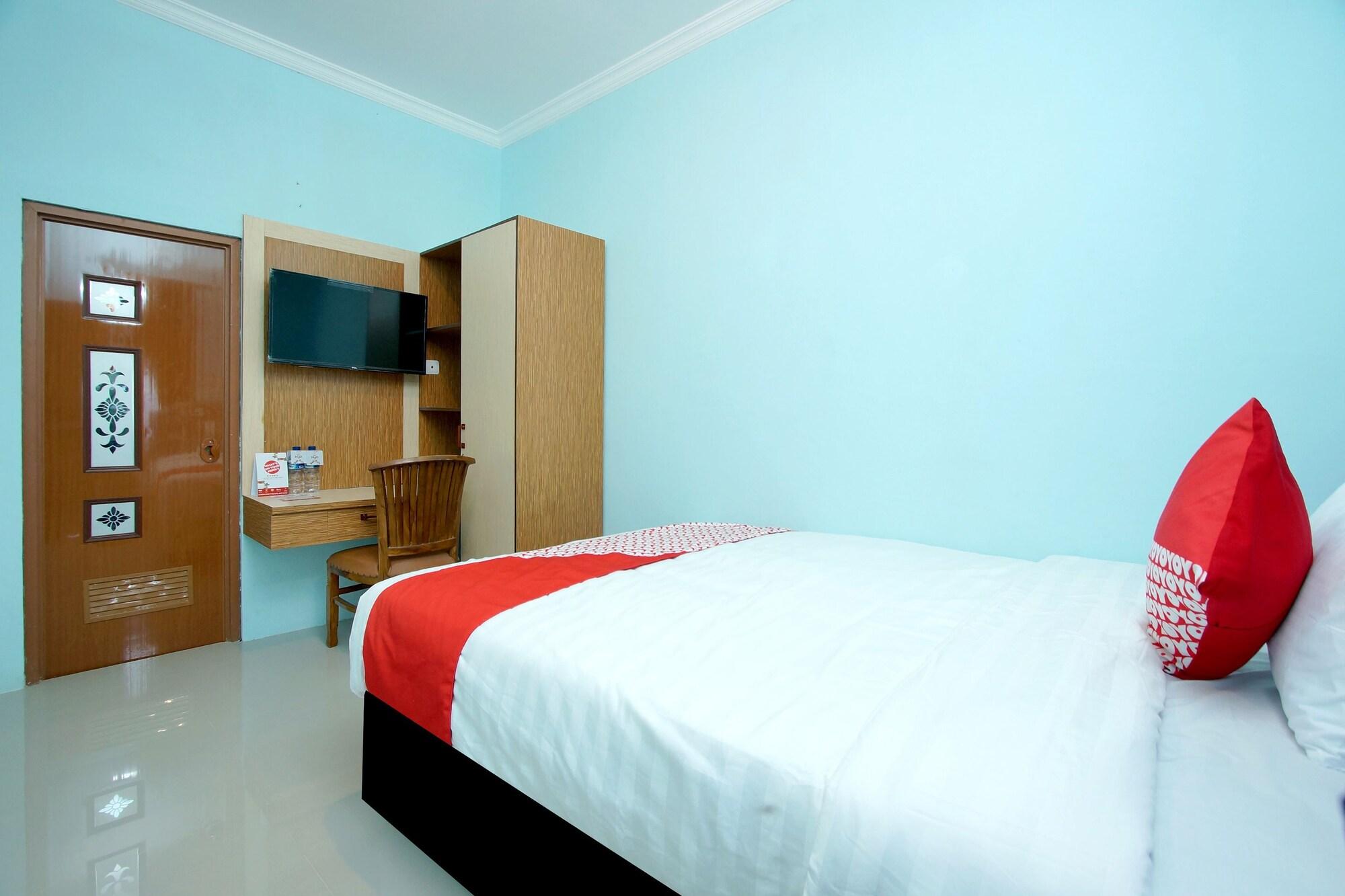 Oyo 347 Bayang Brothers Guest House Maguwo Экстерьер фото